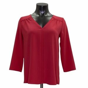 C&e Long Sleeve V-Neck Solid Red Blouse NWT